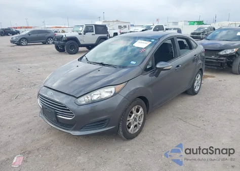 2015 Ford Fiesta Se z USA, uszkodzony, nr VIN 3FADP4BJXFM220509